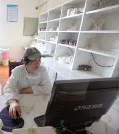 南昌宏達塑料廠 只選宏遠塑料助劑