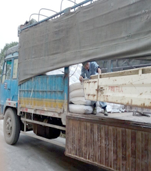 更快捷 更方便 江西客戶選硬脂酸鈣只選宏遠(yuǎn)化工