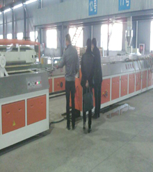 宏遠化工鈣鋅熱穩定劑 鑄就建筑模板好品質