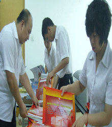 宏遠化工獻愛心 力助職工學子大學夢