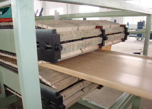 �}�\������