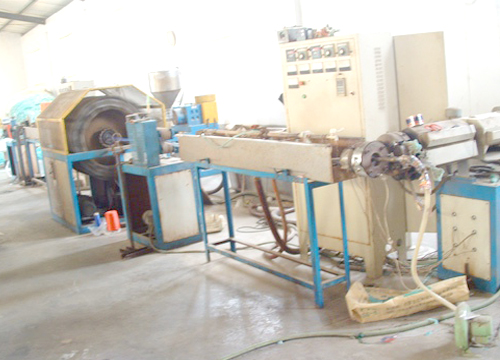 �}�\������