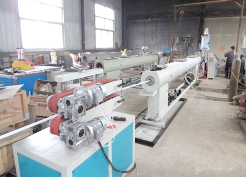 �}�\������